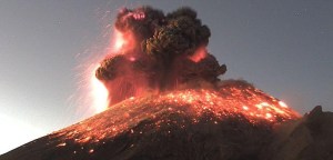 El volcán Popocatépetl en México registra una explosión y autoridades emiten alerta amarilla