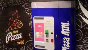 Universidad de Florida instala cajero automático para pizza