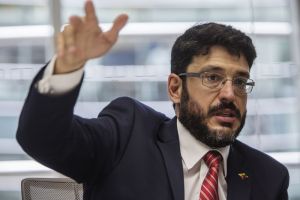 Fiscal ilegítimo de régimen ordenó la aprehensión del ex Procurador Especial de Guaidó