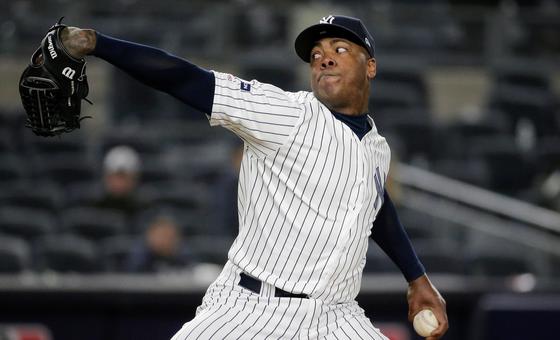 Lanzador de los Yankees, Aroldis Chapman, casi mató a un bateador con este peligroso pitcheo (VIDEO)