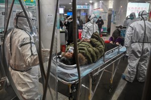 Cifra de personas fallecidas por coronavirus en China asciende a 259