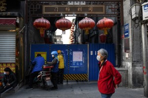 China se reserva municiones para su economía pese a la pandemia