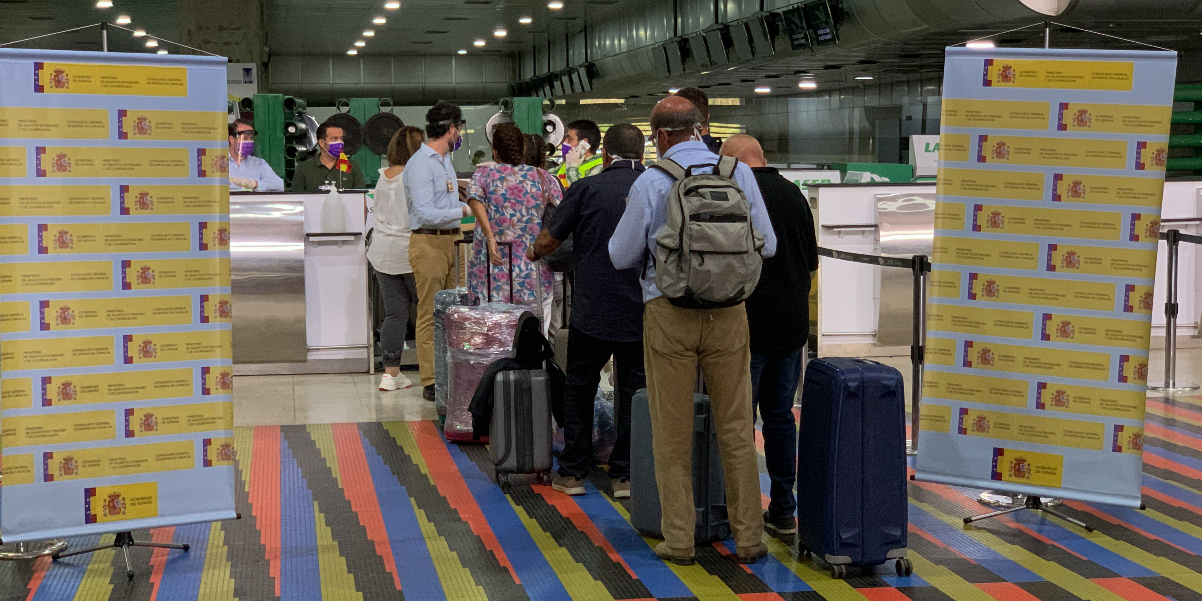 Régimen de Maduro bloqueó salida de vuelo de repatriación a España con diplomáticos de Polonia y Portugal