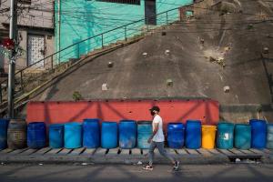 Ni en el peor país del mundo: Encuesta revela que 74,6 por ciento de la población venezolana no tiene agua