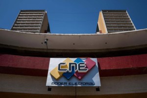 Súmate: CNE está en mora con campaña informativa para que miembros de mesas se capaciten y acrediten