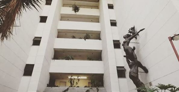 Hacer un “tour” en el famoso penthouse de Pablo Escobar tomaba más de una hora (FOTOS)