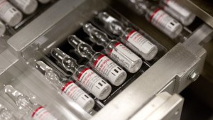 Al menos 27 países desean comprar la vacuna rusa contra el Covid-19