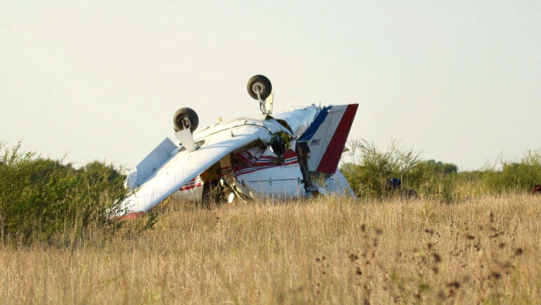 Accidente de avioneta dejó al menos tres muertos y un herido en Texas