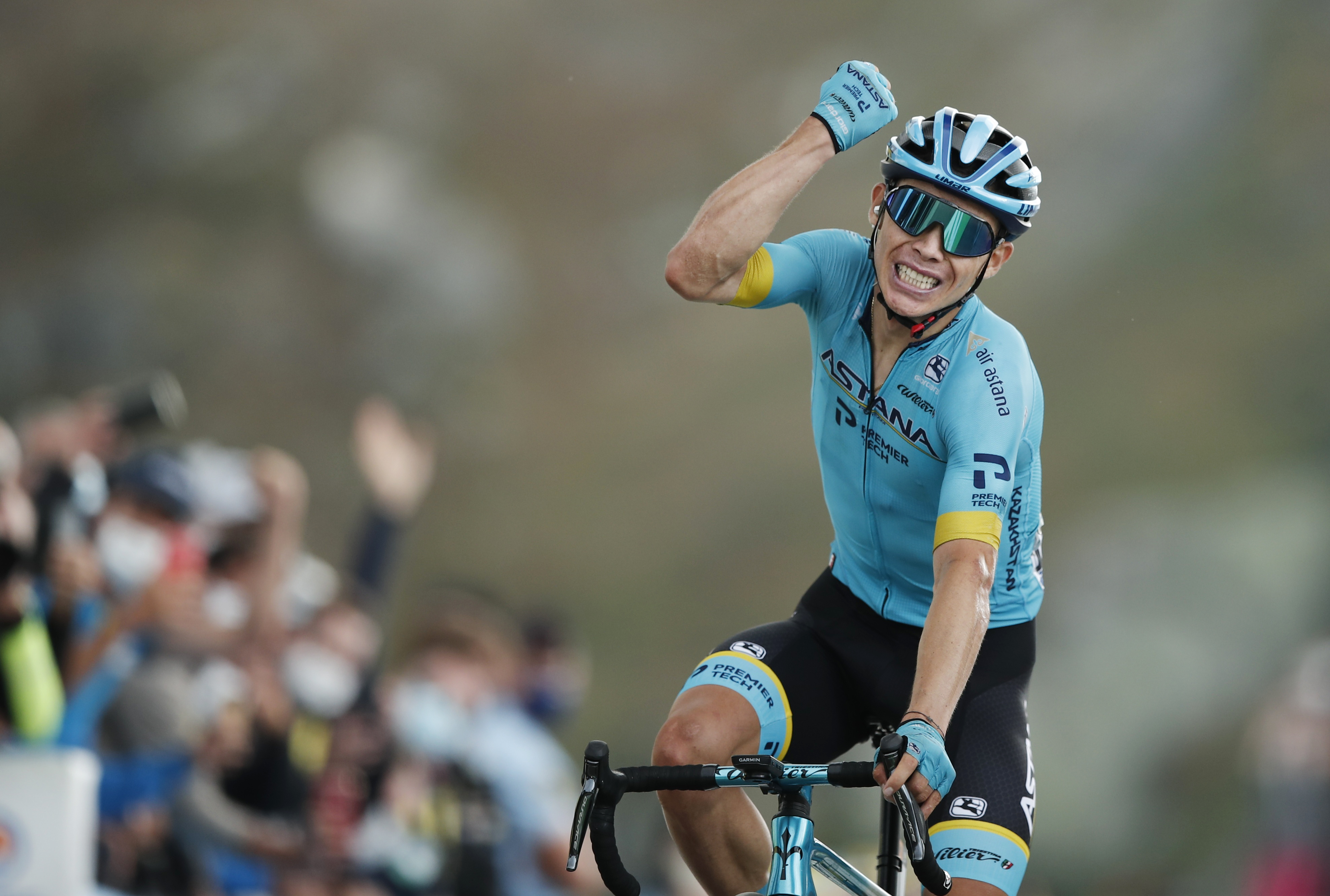 Colombiano Miguel “Superman” López gana etapa 17 del Tour de Francia