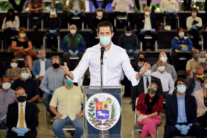La dictadura privilegia a sus corruptos, nosotros a los venezolanos, afirmó Juan Guaidó
