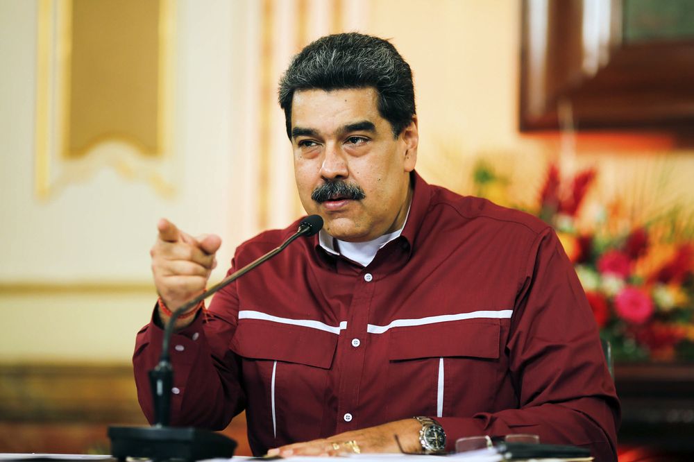 Mientras 16 niños venezolanos siguen desaparecidos, Maduro rumbea en VTV (Videos)