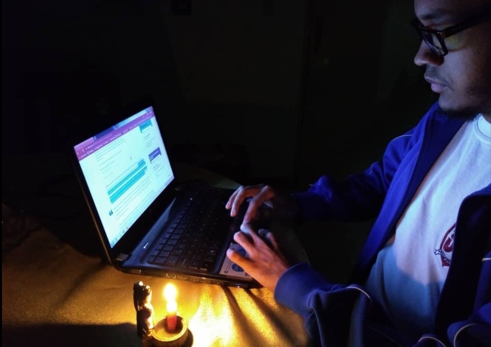 Teletrabajo en Venezuela, un reto en un país donde falla la luz y el internet