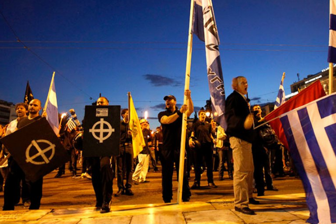 ¿Qué es Amanecer Dorado? El partido neonazi griego que fue declarado ilegal