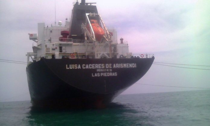 Al menos tres barcos petroleros están en cuarentena por Covid-19 en Venezuela