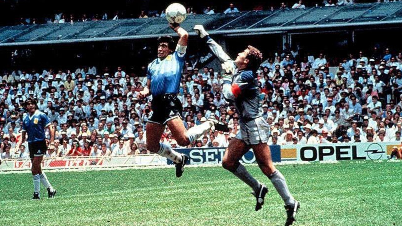 “La Mano de Dios”: El gol más famoso de Diego Armando Maradona (VIDEO)