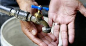 Un mes sin agua tienen vecinos de Cerro Verde… y sin rastros de Hidrocapital #16May
