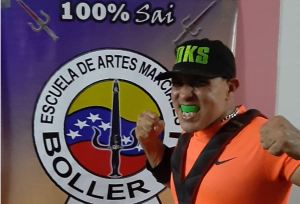 Alexander Bollero y su trayectoria cargada de éxitos en el sistema SAI de Artes Marciales (Fotos y videos)