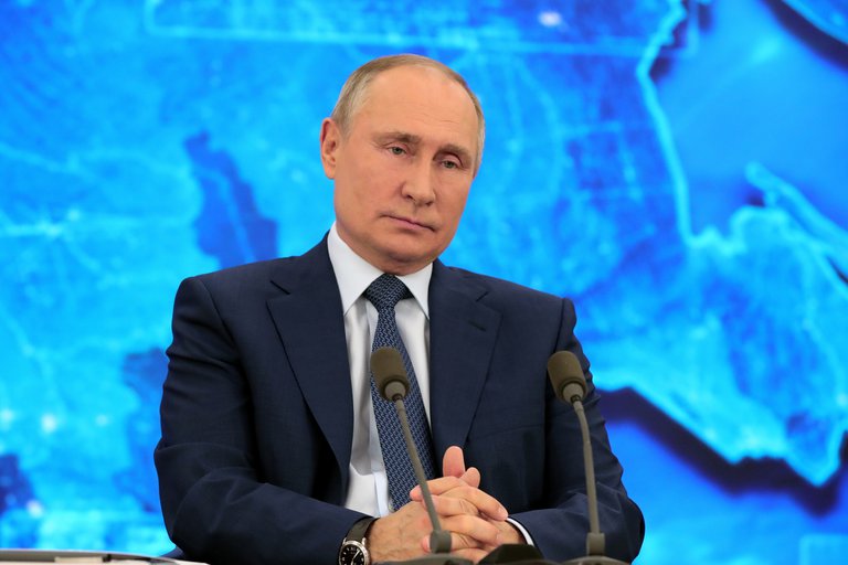 Vladimir Putin reveló por qué aún no se pone la vacuna Sputnik V