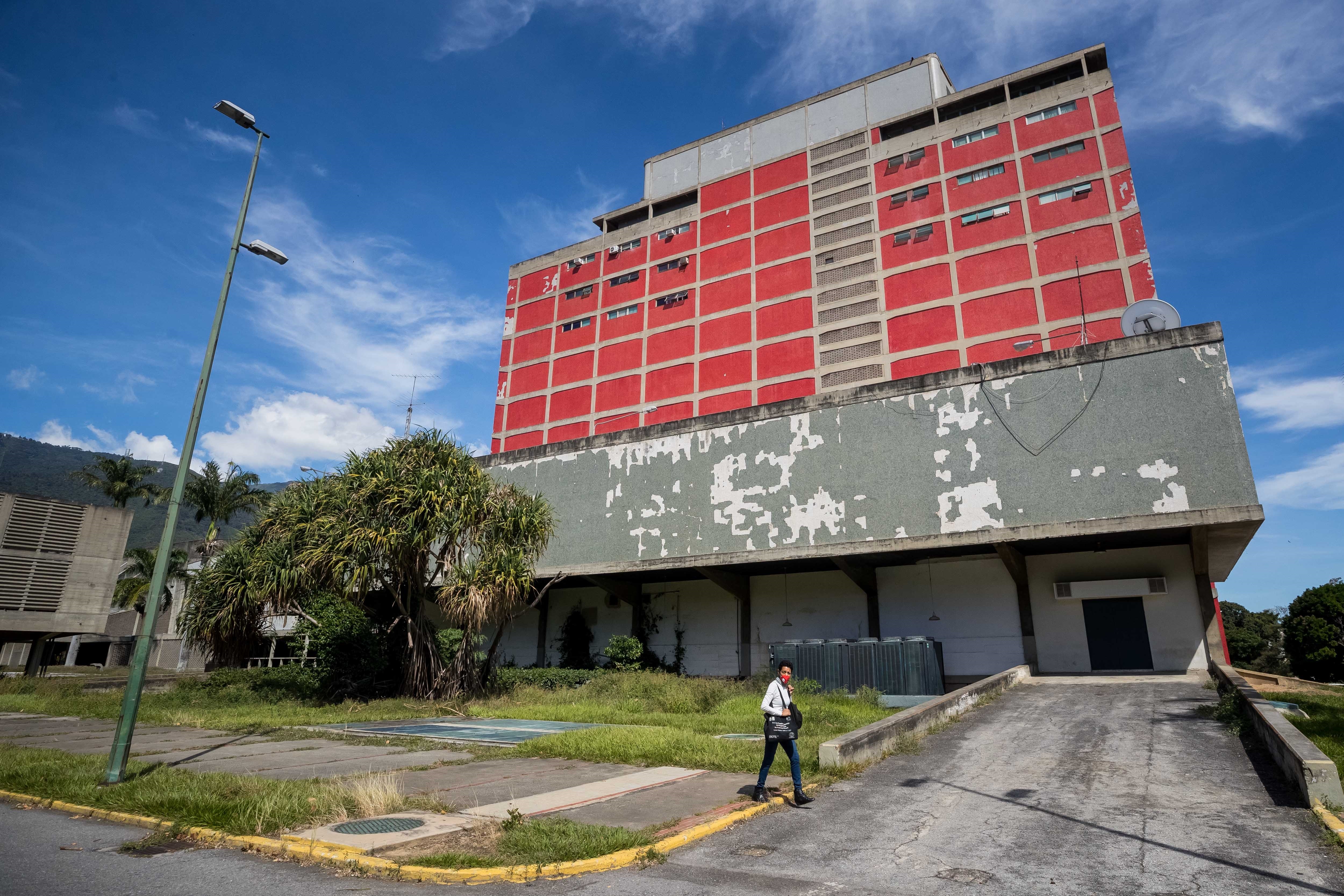 El lamentable deterioro de la Ciudad Universitaria, joya arquitectónica y referente educativo de Venezuela (FOTOS)