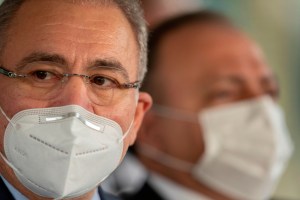 Bolsonaro juramentó a su cuarto ministro de Salud desde el inicio de la pandemia
