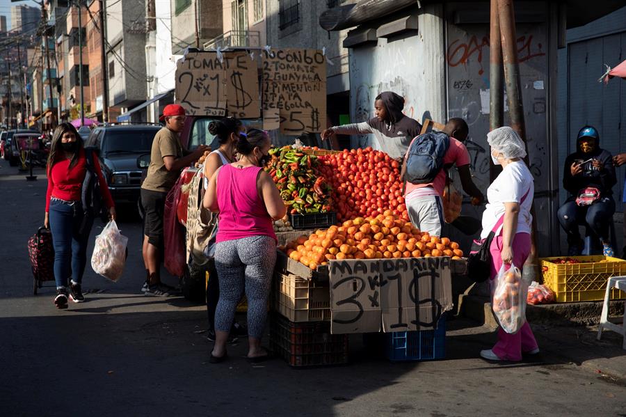 Ventas de frutas y hortalizas en Venezuela registran una caída en un 50% en lo que va de año