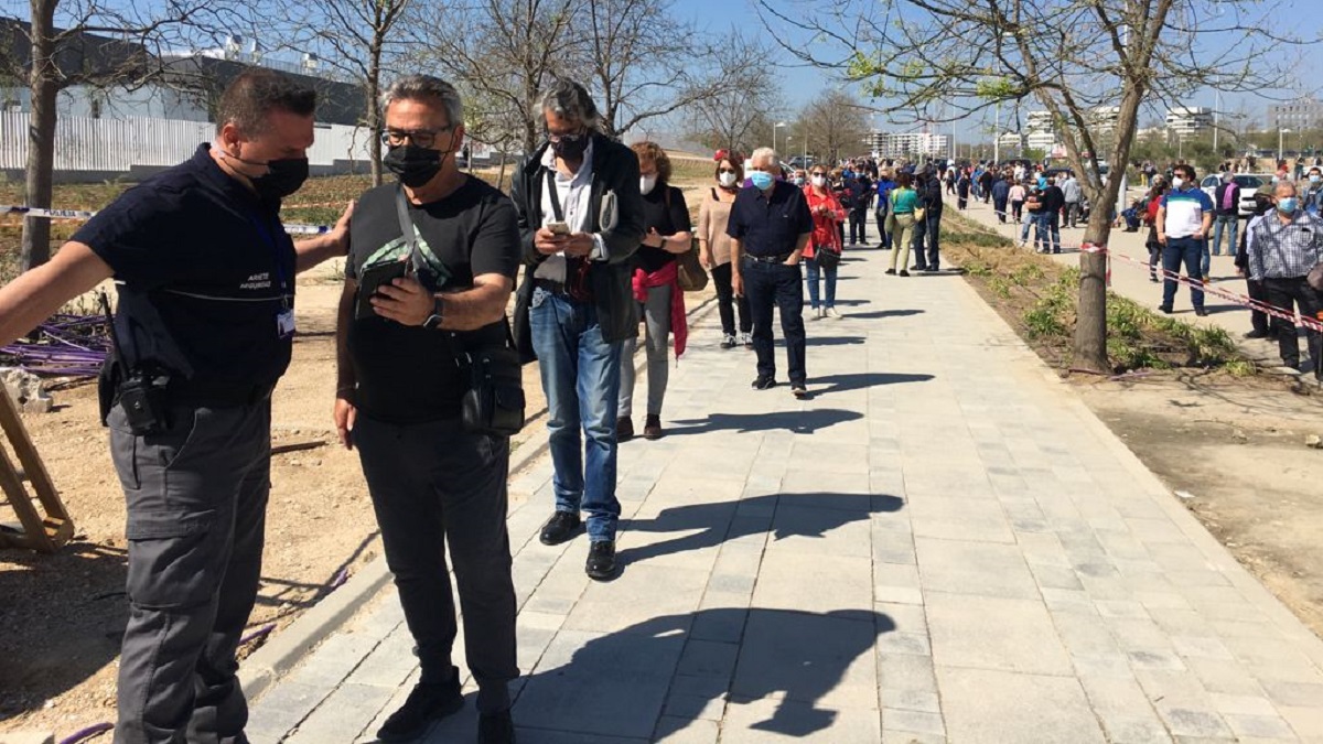 Madrid inició jornada masiva de vacunación contra el coronavirus este #5abr