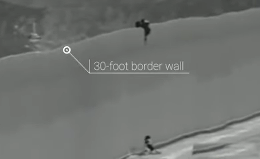 VIDEO: Madre e hijos venezolanos cruzaron muro fronterizo en California con una cuerda