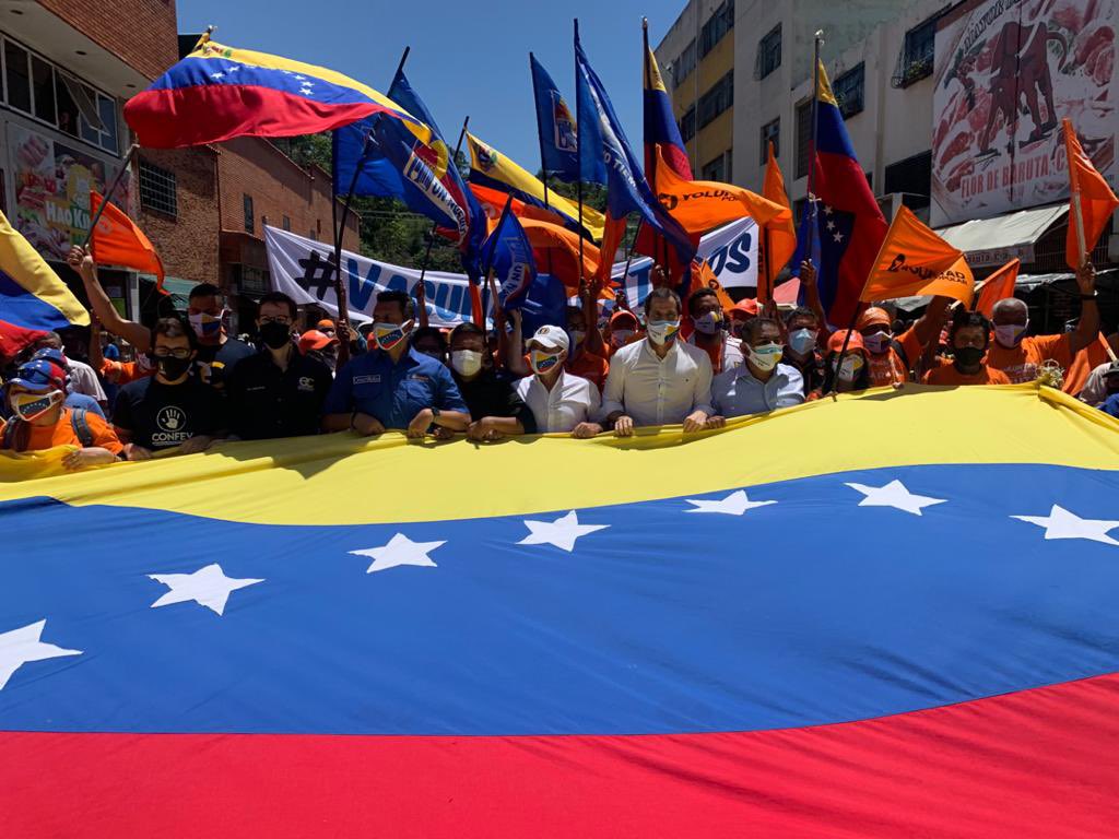 Guaidó: Venezolanos están en la calle exigiendo derechos, no pidiendo favores