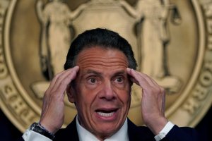 Dos nuevas mujeres acusaron al gobernador de Nueva York por acoso sexual