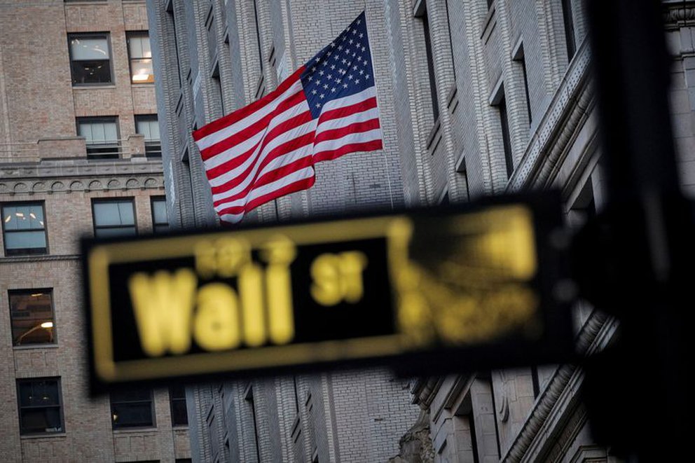 Wall Street cerró con fuerte caída y con el peor Black Friday por temor a la nueva variante del Covid-19