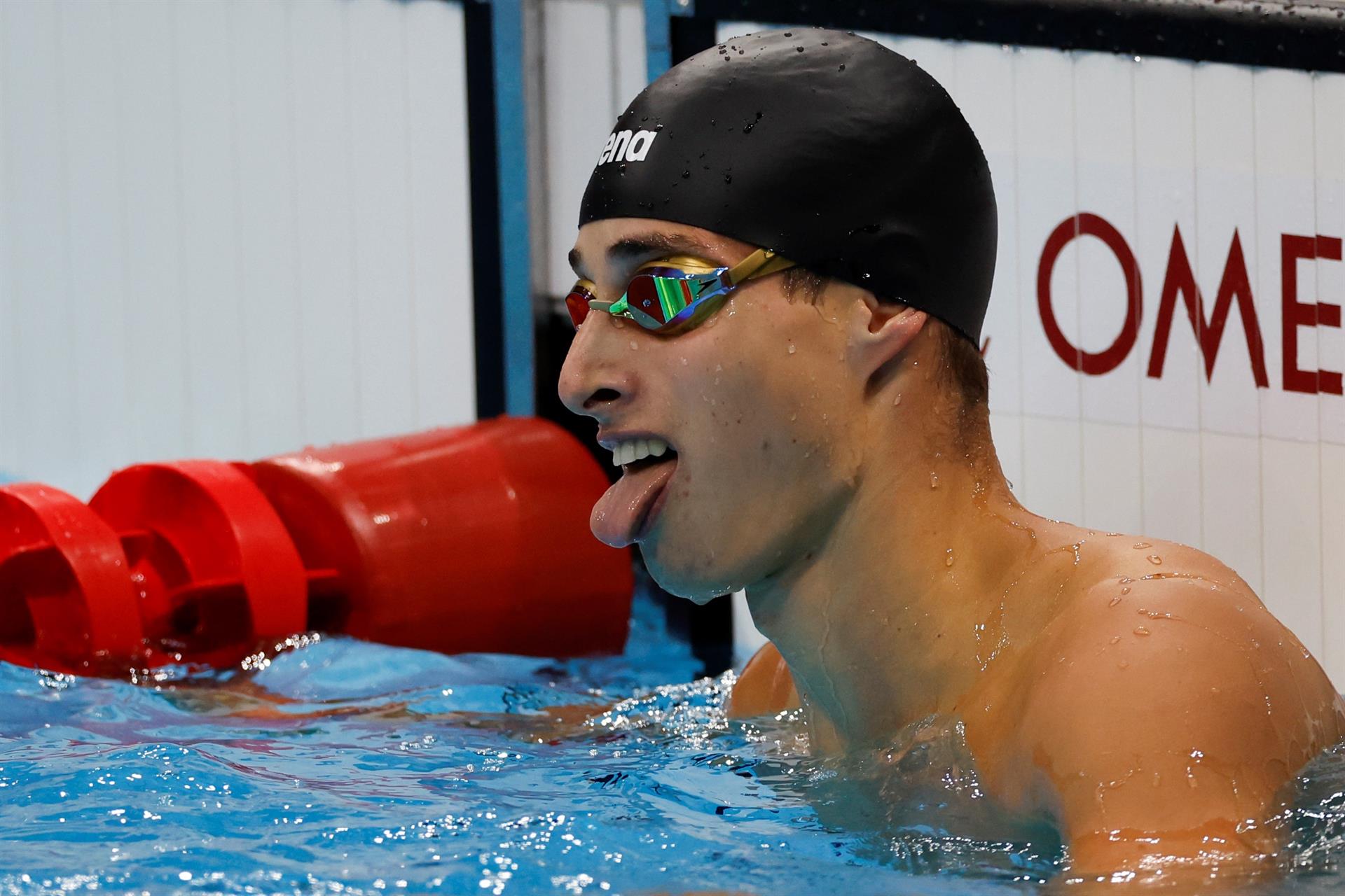 El venezolano Alberto Mestre clasificó para las semifinales de los 50 metros libres de la natación olímpica