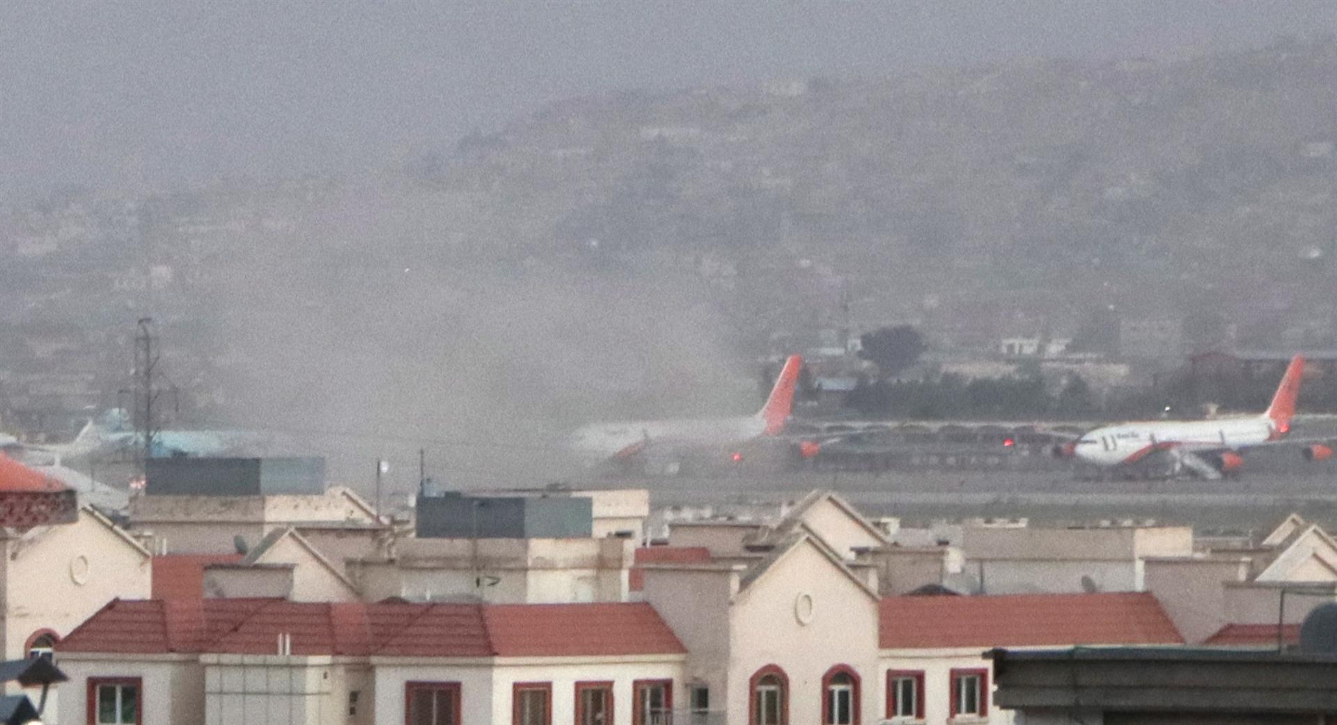 La Otan condena el “horrible” ataque terrorista en las inmediaciones del aeropuerto de Kabul