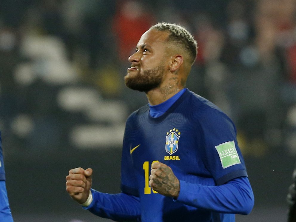 Neymar listo para el partido frente a Uruguay