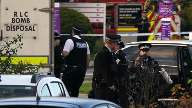 Tres detenidos por terrorismo tras explosión de coche en Liverpool