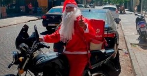 VIRAL: Repartidor disfrazado de Santa Claus frustró un robo en Argentina (Video)