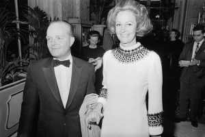 Truman Capote y la Fiesta del Siglo: invitados exclusivos, colados y una traición que el escritor pagaría muy cara