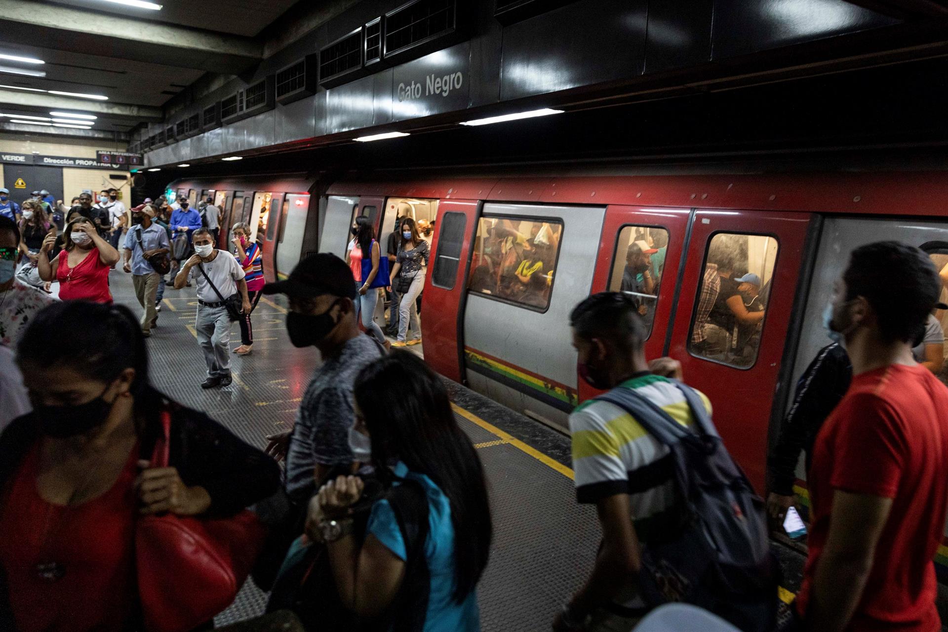 Metro de Caracas oficializó otro aumento del pasaje