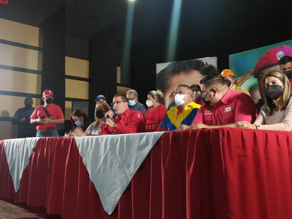 Un dolido Jorge Arreaza amenazó al nuevo gobernador de Barinas y le dijo que “tiene que tener mucho cuidado” (VIDEO)