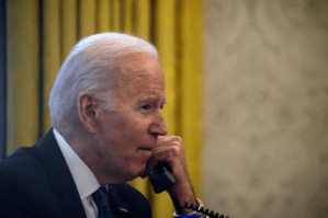 “Prepárense para el impacto”, la presunta alerta de Biden al presidente de Ucrania