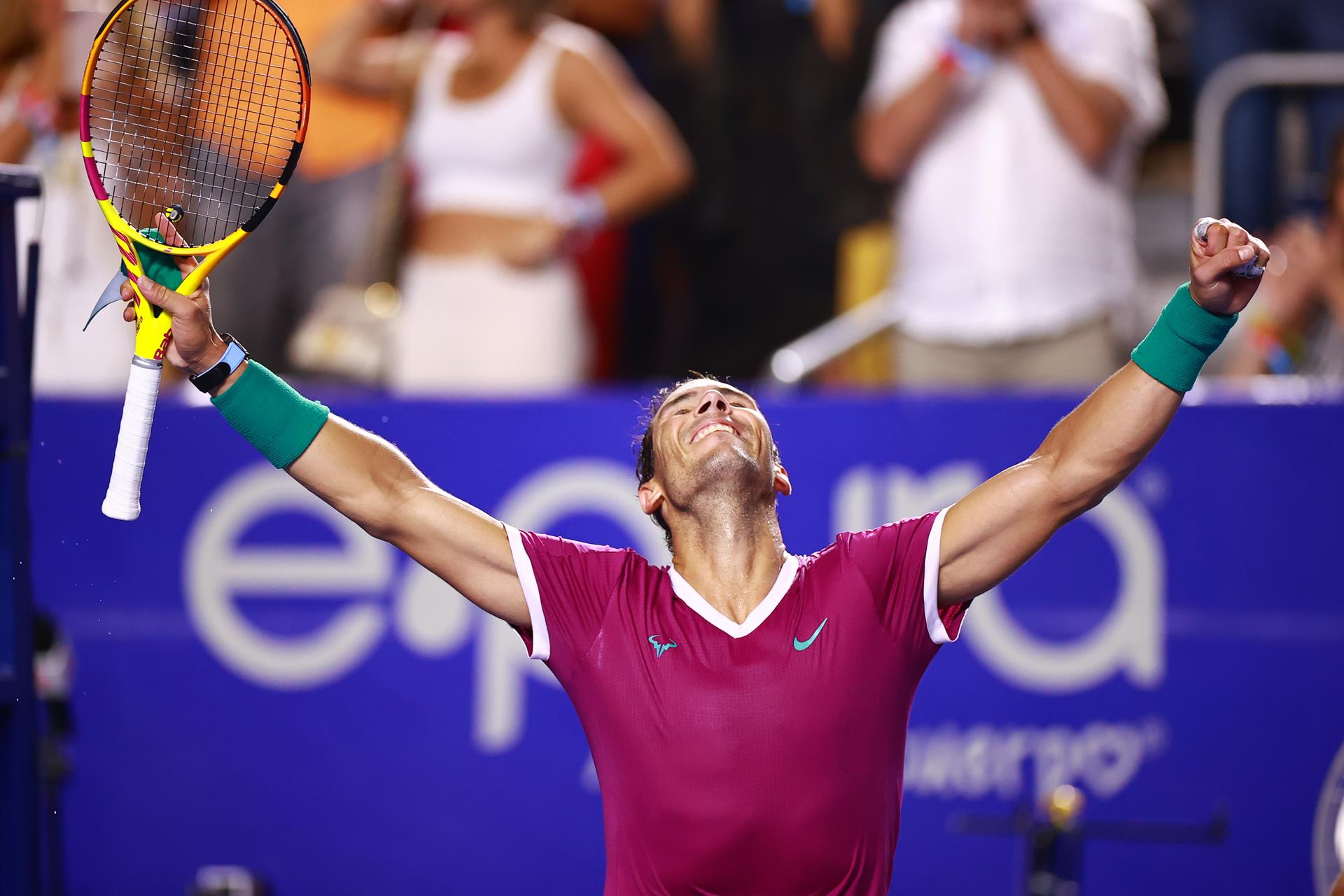 Nadal arrasa con Medvedev, número uno del mundo, y clasifica a la final de Acapulco