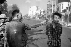 La brutal ejecución de un guerrillero y una foto que cambió la guerra de Vietnam y la historia de sus protagonistas
