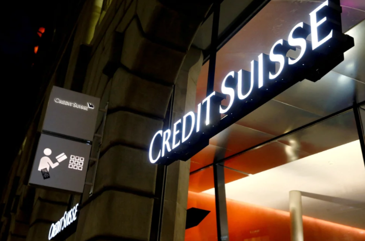 La justicia suiza investiga la compra de Credit Suisse por UBS