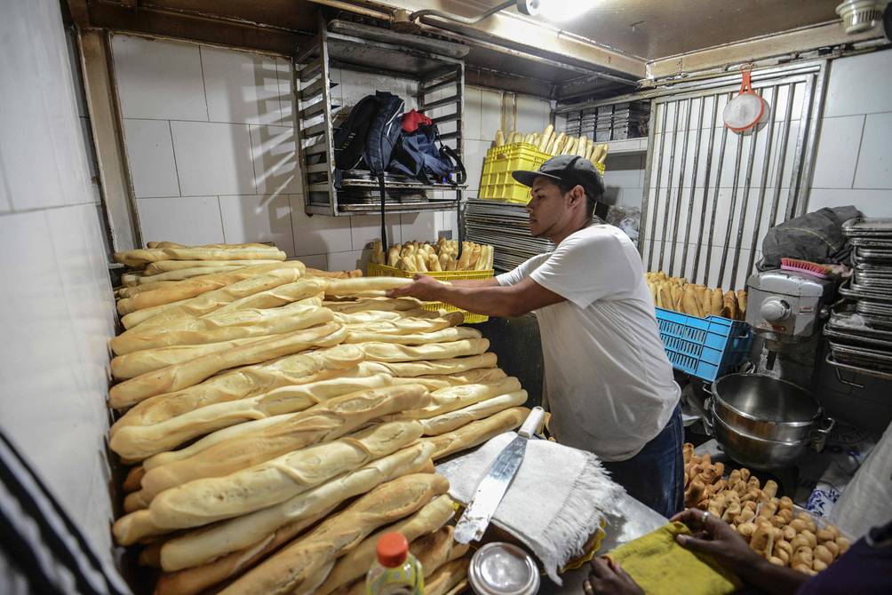 Entre 150 y 400 dólares al mes: es lo que puede ganar un trabajador en una panadería