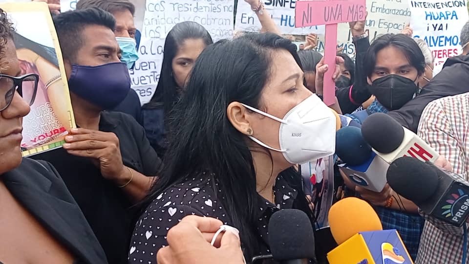 “¡No más muerte!” es el grito desesperado de las mujeres en su día para denunciar las deplorables condiciones del Hospital de Cumaná