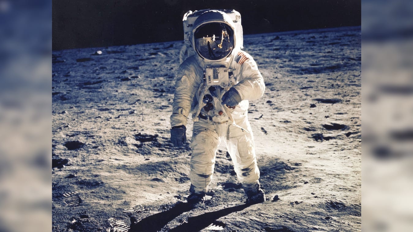 La foto original de Buzz Aldrin del paseo lunar se vende por astronómica suma en una subasta