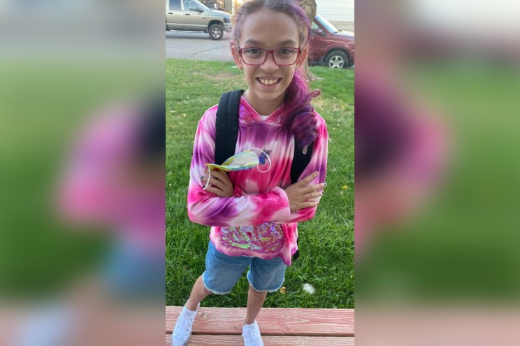 Dolor en Colorado: niña de 11 años murió arrollada tras caer bajo las ruedas de autobús escolar