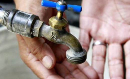 ¡A recoger agua! Hidrocapital anunció “parada” del servicio en cuatro parroquias de Caracas por 24 horas