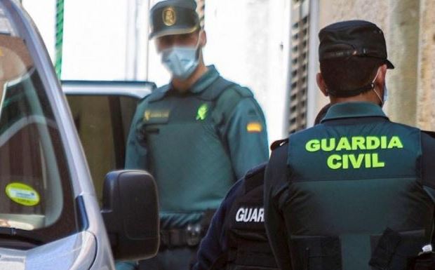 Parricidio en España: Mató a su hijo de 11 años con un cuchillo