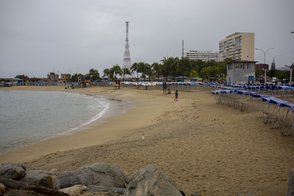 Suspendidos los zarpes en algunas costas de Venezuela por vaguada en el Mar Caribe