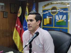 Concejal Luis Aguilar se separa de Fuerza Vecinal
